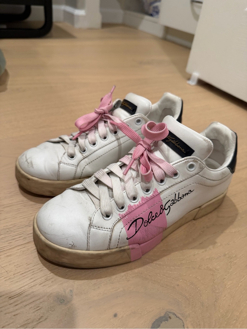Dolce & Gabbana White Sneakers with Pink Details